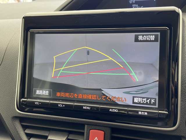 トヨタ ヴォクシー X 千葉県 2017(平29)年 4.7万km ブラック 純正ナビ/後席モニター/片側パワースライドドア/アイドリングストップ/ビルトインＥＴＣ/ステアリングスイッチ/オートライト/横滑防止/純正フロアマット/ウィンカーミラー