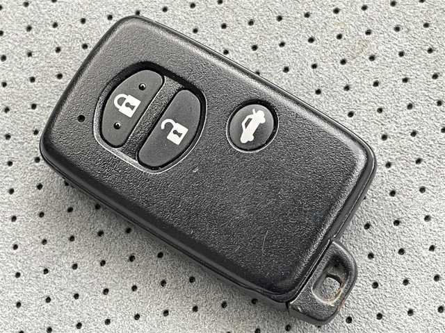 スバル インプレッサ ＸＶ ハイブリッド 2．0i－L アイサイト 岐阜県 2013(平25)年 11.2万km ダークグレーメタリック ４WD/ディーラー純正HDDナビ/(フルセグテレビ.Bluetooth.AM.FM)/バックカメラ/アイドリングストップ/クルーズコントロール/プッシュスタート/パドルシフト/フォグランプ/スマートキー/ETC/保証書/取扱説明書