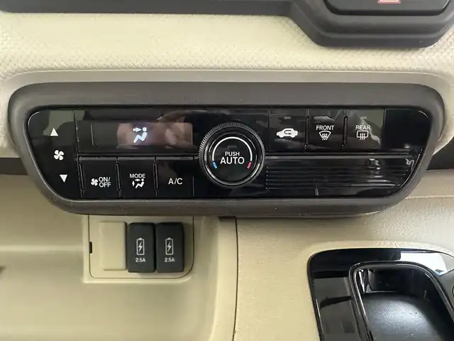 ホンダ Ｎ ＢＯＸ G L ホンダセンシング 兵庫県 2018(平30)年 5.4万km ブリティッシュグリーンP carrozzeriaカーオーディオユニット/片側パワースライドドア/社外ドライブレコーダー　（前方のみ）/ホンダセンシング/追従型クルーズコントロール/ビルトインETC/ISOFIX対応/純正フロアマット/ドアバイザー/LEDヘッドライト/オートライト/スマートキー×２/プッシュスタート