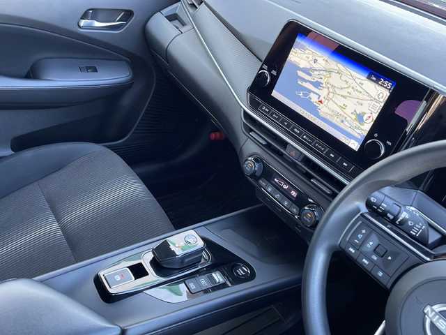 日産 ノート X 山口県 2021(令3)年 4.1万km ガーネットレッド 純正9インチメモリナビ【259156XJ0A】/・フルセグテレビ/・Bluetooth/・Android　Auto/・USB/・HDMI/・AM/FM/ETC2.0/前方ドライブレコーダー/プッシュスタート/スマートキー/アラウンドビューモニター/電動パーキングブレーキ/プロパイロット/スマートルームミラー/LEDヘッドライト/おくだけ充電/タイプC入力端子/シガーソケット/安全装備/・ヒルスタートアシスト/・インテリジェント エマージェンシーブレーキ/・踏み間違い衝突防止アシスト/・標識検知機能/・インテリジェント FCW（前方衝突予測警報）/・LDW（車線逸脱警報）/・インテリジェント DA（ふらつき警報）/・インテリジェント LI （車線逸脱防止支援システム）/・エマージェンシーストップシグナル/・インテリジェント BSI（後側方衝突防止支援システム）/・BSW（後側方車両検知警報）/・RCTA（後退時車両検知警報）/・車両接近通報装置/・イモビライザー