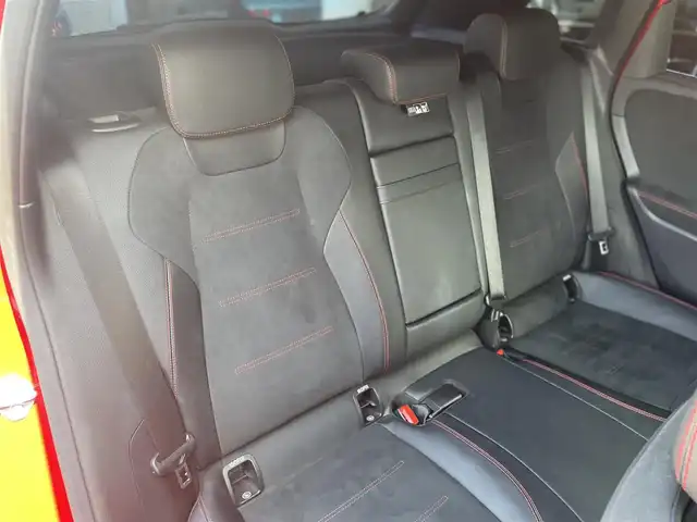 メルセデス・ベンツ Ｂ２００ｄ AMGライン 千葉県 2020(令2)年 5.4万km ジュピターレッド レーダーセーフティパッケージ/運転席&助手席メモリーパワーシート/シートヒーター/純正HDDナビ/バックカメラ/地デジ/Bluetooth/パワーバックドア/純正18インチAW/LEDライト/ハーフレザーシート/ワイヤレス充電
