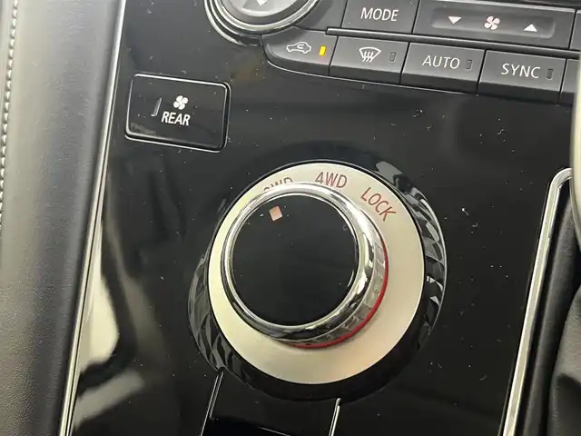 三菱 デリカＤ：５ シャモニー 滋賀県 2025(令7)年 0.1千km 黒 届出済み未使用車/全方位カメラ/両側パワースライドドア/ハーフレザーシート/追従クルーズコントロール/ブラインドスポットモニタリング/LEDヘッドライト/オートマチックハイビーム/D席パワーシート/D/Nシートヒーター/ステアリングヒーター/パワーバックドア/AC100V電源/電動パーキングブレーキ/オートブレーキホールド/パドルシフト/プッシュスタート/スマートキー/ステアリングリモコン