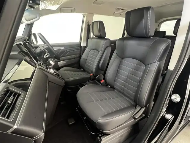 三菱 デリカＤ：５ シャモニー 滋賀県 2025(令7)年 0.1千km 黒 届出済み未使用車/全方位カメラ/両側パワースライドドア/ハーフレザーシート/追従クルーズコントロール/ブラインドスポットモニタリング/LEDヘッドライト/オートマチックハイビーム/D席パワーシート/D/Nシートヒーター/ステアリングヒーター/パワーバックドア/AC100V電源/電動パーキングブレーキ/オートブレーキホールド/パドルシフト/プッシュスタート/スマートキー/ステアリングリモコン