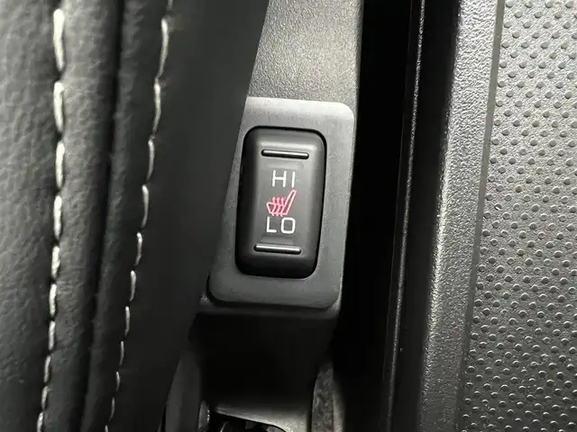 三菱 デリカＤ：５ シャモニー 滋賀県 2025(令7)年 0.1千km 黒 届出済み未使用車/全方位カメラ/両側パワースライドドア/ハーフレザーシート/追従クルーズコントロール/ブラインドスポットモニタリング/LEDヘッドライト/オートマチックハイビーム/D席パワーシート/D/Nシートヒーター/ステアリングヒーター/パワーバックドア/AC100V電源/電動パーキングブレーキ/オートブレーキホールド/パドルシフト/プッシュスタート/スマートキー/ステアリングリモコン