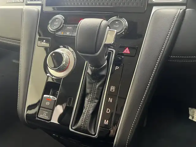 三菱 デリカＤ：５ シャモニー 滋賀県 2025(令7)年 0.1千km 黒 届出済み未使用車/全方位カメラ/両側パワースライドドア/ハーフレザーシート/追従クルーズコントロール/ブラインドスポットモニタリング/LEDヘッドライト/オートマチックハイビーム/D席パワーシート/D/Nシートヒーター/ステアリングヒーター/パワーバックドア/AC100V電源/電動パーキングブレーキ/オートブレーキホールド/パドルシフト/プッシュスタート/スマートキー/ステアリングリモコン