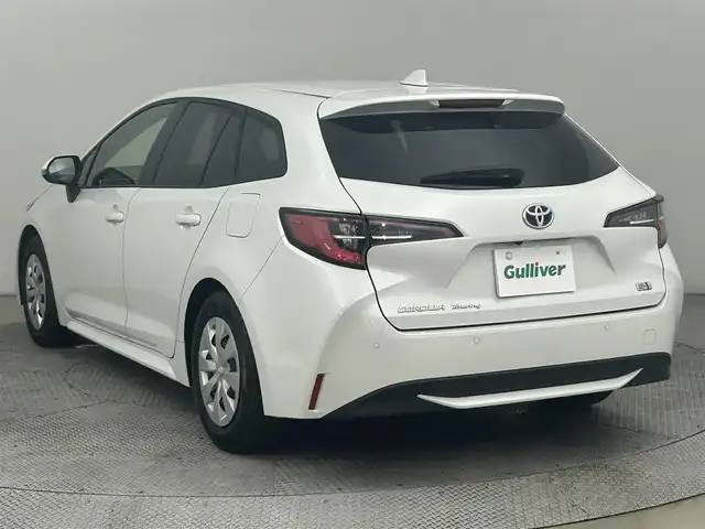 トヨタ カローラツーリング ハイブリッド G 道央・札幌 2024(令6)年 1.7万km プラチナホワイトパールマイカ ・４WD/・純正ディスプレイオーディオナビ/　BT/USB/フルセグ/・バックカメラ/・ビルトインETC/・トヨタセーフティセンス/・プリクラッシュセーフティ/・レーダークルーズコントロール/・クリアランスソナー/・オートハイビーム/・レーンディパーチャーアラート/・ブラインドスポットモニター/・プロアクティブドライビングアシスト/・リヤクロストラフィックアラート/・パーキングサポートブレーキ/・ロードサインアシスト/・LEDヘッドライト/・フォグライト/・オートライト/・フロアマット/・プッシュスタート/・スマートキー