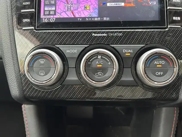 スバル ＷＲＸ Ｓ４ 2．0GT‐S アイサイト 埼玉県 2017(平29)年 8.4万km WRブルーパール 登録時83811km/4WD/純正ナビ（フルセグTV/AM/FM/BT）/アイサイト/・衝突軽減ブレーキ/・車線逸脱警報機能/・クルーズコントロール（追従有）/・レーンキープアシスト/ブラインドスポットモニター/バックカメラ/左前サイドカメラ/ハーフレザー/ETC/パドルシフト/MT付きAT/純正LEDヘッドライト/D＋Nパワーシート/純正18インチアルミホイール/純正フロアマット/電動パーキングブレーキ/ドアバイザー/ステアリングスイッチ/スマートキー/プッシュスタート/スペアキー1本/電動格納ミラー/保証書/車両/ナビ取扱説明書