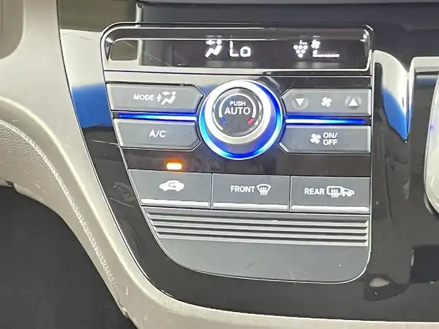 ホンダ フリード ハイブリット G ホンダセンシング 千葉県 2016(平28)年 6.7万km コバルトブルーパール 禁煙車/ホンダセンシング/衝突軽減ブレーキ〈CMBS〉/誤発進抑制機能/ACC〈アダプティブ・クルーズ・コントロール〉/LKAS〈車線維持支援システム〉/歩行者事故低減ステアリング/路外逸脱抑制機能/先行車発進お知らせ機能/標識認識機能/純正ナビ（VXM-175VFi）/CD/DVD/Bluetooth/フルセグ/バックカメラ/両側電動スライドドア/ビルトインETC/ステアリングリモコン/横滑り防止機能/リア席サンシェード/LEDヘッドライト/アクティブコーナリングライト/コンフォートビューパッケージ/Cパッケージ/純正フロアマット/スマートキー