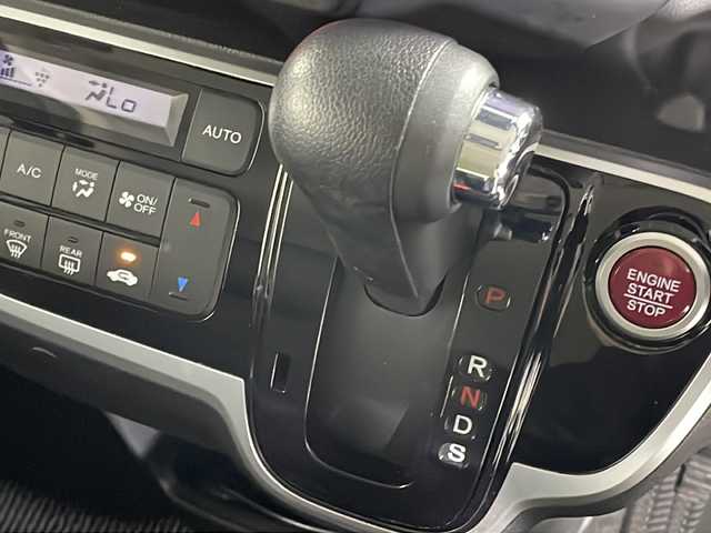 ホンダ Ｎ ＢＯＸ カスタム G ターボ Lパッケージ 大阪府 2016(平28)年 4.2万km プレミアムホワイトパールⅡ ”(株)IDOMが運営する【じしゃロン堺店】の自社ローン専用車両になります。/こちらは現金またはオートローンご利用時の価格です。自社ローンご希望の方は別途その旨お申付け下さい”