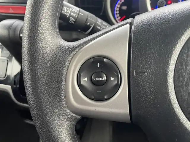 ホンダ Ｎ ＢＯＸ カスタム SSパッケージ 神奈川県 2014(平26)年 10.1万km スマートブラック (株)IDOMが運営する【じしゃロン秦野店】の自社ローン専用車両になります。こちらは現金またはオートローンご利用時の価格です。自社ローンご希望の方は別途その旨お申付け下さい/純正SDナビ／Ｂｌｕｅｔｏｏｔｈ／フルセグＴＶ／ＣＤ／ＤＶＤ/バックカメラ/ＥＴＣ/両側パワースライドドア/衝突軽減ブレーキ/スマートキー/プッシュエンジンスタート/ＨＩＤ/オートライト/純正フロアマット/純正アルミホイール