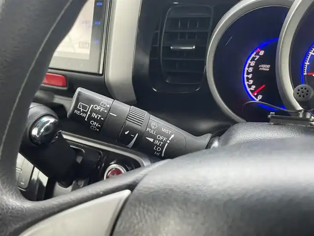 ホンダ Ｎ ＢＯＸ カスタム SSパッケージ 神奈川県 2014(平26)年 10.1万km スマートブラック (株)IDOMが運営する【じしゃロン秦野店】の自社ローン専用車両になります。こちらは現金またはオートローンご利用時の価格です。自社ローンご希望の方は別途その旨お申付け下さい/純正SDナビ／Ｂｌｕｅｔｏｏｔｈ／フルセグＴＶ／ＣＤ／ＤＶＤ/バックカメラ/ＥＴＣ/両側パワースライドドア/衝突軽減ブレーキ/スマートキー/プッシュエンジンスタート/ＨＩＤ/オートライト/純正フロアマット/純正アルミホイール