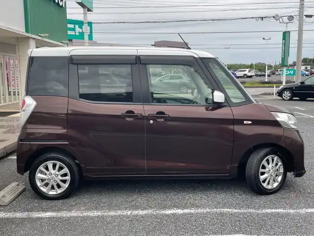 日産 デイズ ルークス X Vセレクション 千葉県 2016(平28)年 3.6万km シルキーホワイトP/モカブラウンP 1オーナー ナビ 全方位カメラ 両側電動スライドドア エマージェンシーブレーキ フルセグ BT スマートキー ホワイト/モカブラウンツートンカラー 14インチAW 横滑り防止 アイドリングストップ