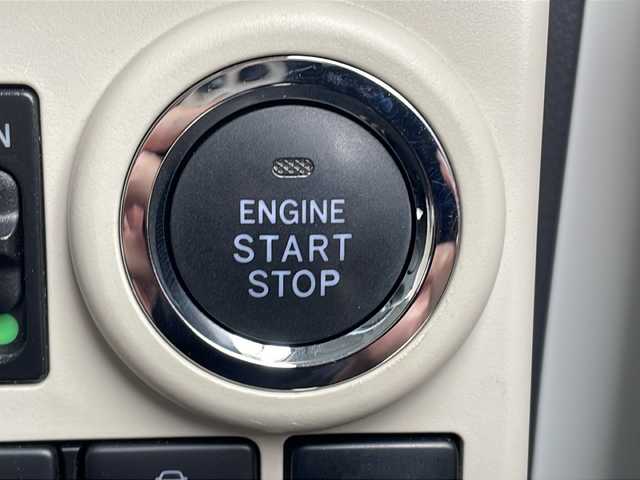 ダイハツ ムーヴ キャンバス X ブラックアクセント リミテッド SAⅢ 山口県 2019(令1)年 3.5万km パールホワイトⅢ 純正８型ナビ（フルセグTV、Bluetooth）/全方位カメラ/両側パワースライドドア/オートライト/アイドリングストップ/横滑り防止装置/衝突被害軽減ブレーキ/W＋サイドエアバック/後コーナーセンサー/スマートキー