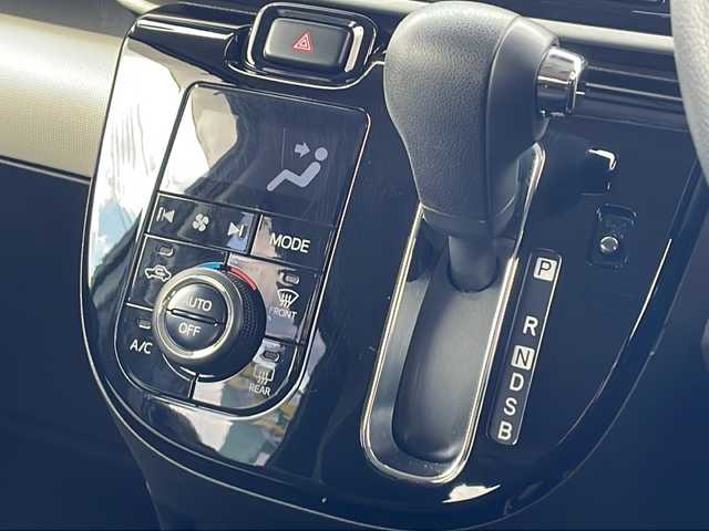 ダイハツ ムーヴ キャンバス X ブラックアクセント リミテッド SAⅢ 山口県 2019(令1)年 3.5万km パールホワイトⅢ 純正８型ナビ（フルセグTV、Bluetooth）/全方位カメラ/両側パワースライドドア/オートライト/アイドリングストップ/横滑り防止装置/衝突被害軽減ブレーキ/W＋サイドエアバック/後コーナーセンサー/スマートキー