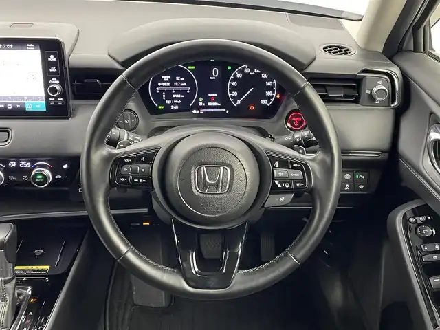 ホンダ ヴェゼル ハイブリッド e:HEV Z 埼玉県 2022(令4)年 2.3万km プレミアムサンライトホワイトパール 純正９インチディスプレイオーディオ　バックカメラ　ＢＳＭ　ビルトインＥＴＣ２．０　ドライブレコーダー　アダプティブクルーズ　ステアリングヒーター　シートヒーター　ワイヤレス充電　オートハイビーム　ＴＶ