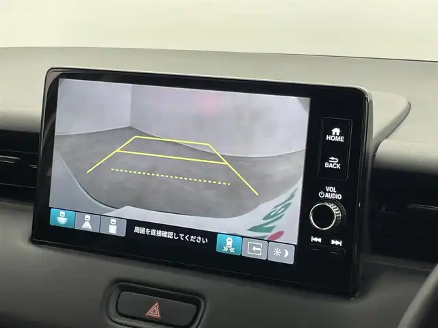 ホンダ ヴェゼル ハイブリッド e:HEV Z 埼玉県 2022(令4)年 2.3万km プレミアムサンライトホワイトパール 純正９インチディスプレイオーディオ　バックカメラ　ＢＳＭ　ビルトインＥＴＣ２．０　ドライブレコーダー　アダプティブクルーズ　ステアリングヒーター　シートヒーター　ワイヤレス充電　オートハイビーム　ＴＶ