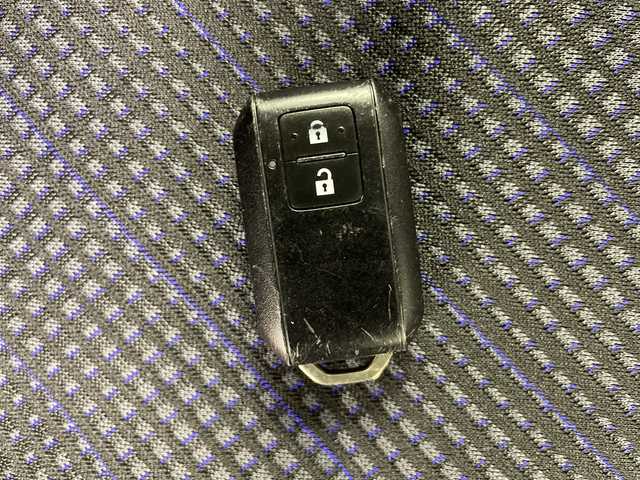 スズキ ワゴンＲ HYBRID FX 道央・札幌 2017(平29)年 2万km アーバンブラウンパールメタリック ・4WD/・デュアルカメラブレーキサポート/・衝突被害軽減システム/・横滑り防止/・シートヒーター/HUD/・レーンキープアシスト/・前後ドライブレコーダー/・アイドリングストップ/・オートライト/・冬タイヤ社外AW積込/・プッシュスタート/・純正フロアマット/・オートエアコン