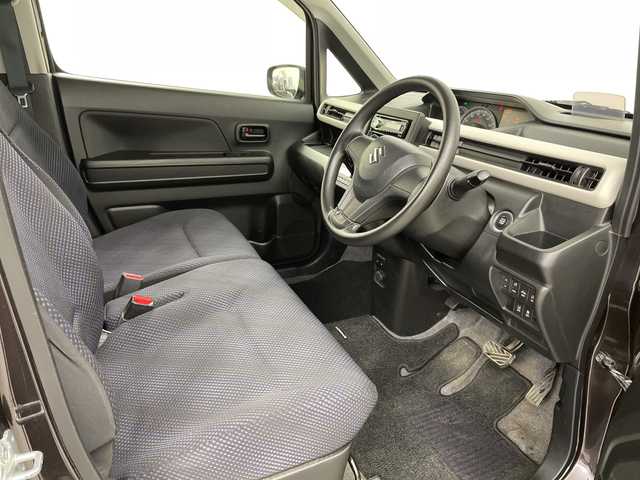 スズキ ワゴンＲ HYBRID FX 道央・札幌 2017(平29)年 2万km アーバンブラウンパールメタリック ・4WD/・デュアルカメラブレーキサポート/・衝突被害軽減システム/・横滑り防止/・シートヒーター/HUD/・レーンキープアシスト/・前後ドライブレコーダー/・アイドリングストップ/・オートライト/・冬タイヤ社外AW積込/・プッシュスタート/・純正フロアマット/・オートエアコン