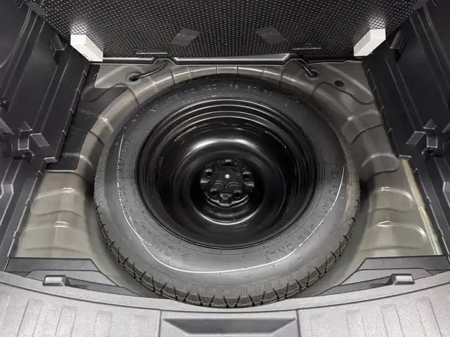 日産 エクストレイル 20Xt ブラックエクストリーマーX エマB 三重県 2017(平29)年 5.7万km ダイヤモンドブラック ガソリン/フルタイム4WD/フロアCVT/メーカー純正7インチナビ QY-7931/（FM/AM/CD/DVD/MusicBox/TV/AUX/USB/iPod/Bluetooth）/インテリジェント アラウンドビューモニター（移動物検知機能付）/ドライブレコーダー 前方/ビルトイン ETC/安全/・エマージェンシーブレーキ/・車線逸脱警報（LDW）/・ふらつき警報/・進入禁止警報/・フロント&バックソナー/・後側方車両検知警報／接近通知（BSW/BSI）/・パーキングアシスト/・ヒルディセントコントロール/・コーナリングスタビティアシスト/・アクティブエンジンブレーキ/装備/・撥水シート/・シートヒーター（D/N）/・ルーフレール/・リモコンオートバックドア/・LEDヘッドランプ（ハイ・ロー）&フロントハロゲンフォグランプ/・インテリジェントオートライトシステム/・ステアリングスイッチ/・左右独立オートエアコン/・純正18inAW/・スマートキーx1/・取/ナビ取/など