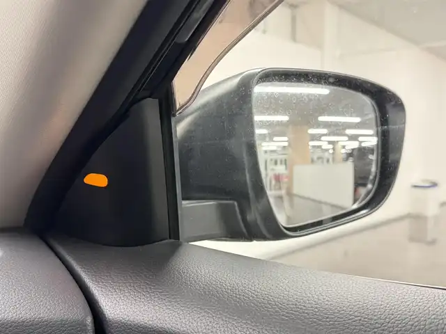 日産 エクストレイル 20Xt ブラックエクストリーマーX エマB 三重県 2017(平29)年 5.7万km ダイヤモンドブラック ガソリン/フルタイム4WD/フロアCVT/メーカー純正7インチナビ QY-7931/（FM/AM/CD/DVD/MusicBox/TV/AUX/USB/iPod/Bluetooth）/インテリジェント アラウンドビューモニター（移動物検知機能付）/ドライブレコーダー 前方/ビルトイン ETC/安全/・エマージェンシーブレーキ/・車線逸脱警報（LDW）/・ふらつき警報/・進入禁止警報/・フロント&バックソナー/・後側方車両検知警報／接近通知（BSW/BSI）/・パーキングアシスト/・ヒルディセントコントロール/・コーナリングスタビティアシスト/・アクティブエンジンブレーキ/装備/・撥水シート/・シートヒーター（D/N）/・ルーフレール/・リモコンオートバックドア/・LEDヘッドランプ（ハイ・ロー）&フロントハロゲンフォグランプ/・インテリジェントオートライトシステム/・ステアリングスイッチ/・左右独立オートエアコン/・純正18inAW/・スマートキーx1/・取/ナビ取/など