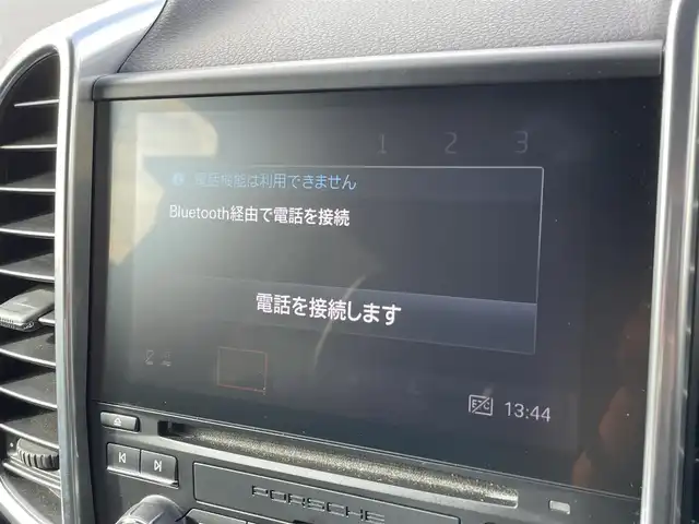 ポルシェ カイエン プラチナエディション 静岡県 2018(平30)年 5.6万km 黒 サンルール/BOSEサウンドシステム/スポーツパッケージ/・黒革コンビ/・ワイドフェンダー/・スポーツステアリング/・メモリー付パワーシート/・HID/全席シートヒーター/純正ナビ/(Bluetooth/AppleCarPlay/AUX/USB/CD)/前後パークアシスト/ACC/センターデフロック/ダウンヒルアシストコントロール/電動リアゲート/360°カメラ/ETC/ドライブレコーダー/保証書/取扱説明書