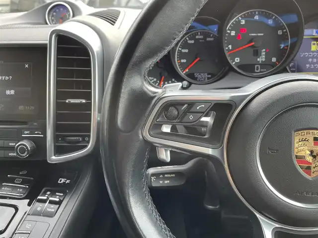 ポルシェ カイエン プラチナエディション 静岡県 2018(平30)年 5.6万km 黒 サンルール/BOSEサウンドシステム/スポーツパッケージ/・黒革コンビ/・ワイドフェンダー/・スポーツステアリング/・メモリー付パワーシート/・HID/全席シートヒーター/純正ナビ/(Bluetooth/AppleCarPlay/AUX/USB/CD)/前後パークアシスト/ACC/センターデフロック/ダウンヒルアシストコントロール/電動リアゲート/360°カメラ/ETC/ドライブレコーダー/保証書/取扱説明書