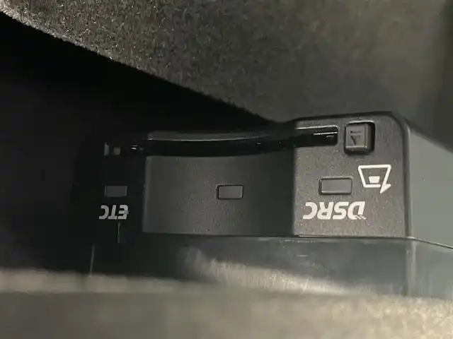 ポルシェ カイエン プラチナエディション 静岡県 2018(平30)年 5.6万km 黒 サンルール/BOSEサウンドシステム/スポーツパッケージ/・黒革コンビ/・ワイドフェンダー/・スポーツステアリング/・メモリー付パワーシート/・HID/全席シートヒーター/純正ナビ/(Bluetooth/AppleCarPlay/AUX/USB/CD)/前後パークアシスト/ACC/センターデフロック/ダウンヒルアシストコントロール/電動リアゲート/360°カメラ/ETC/ドライブレコーダー/保証書/取扱説明書