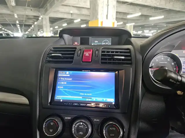 スバル インプレッサ ＸＶ 2．0i－L アイサイト 福岡県 2012(平24)年 8.3万km ディープチェリーパール 4WD/ブラックレザーセレクション/社外ディスプレイオーディオ/バックカメラ/ビルトインETC/ドライブレコーダー/全車速追従機能付クルーズコントロール/アイサイトver2/・衝突被害軽減ブレーキ/・車線逸脱警報/・AT誤発進抑制/HIDヘッドランプ/オートライト/オートエアコン/革巻きステアリング/パドルシフト/ブラック革シート/前席シートヒーター/運転席パワーシート/純正17インチアルミホイール/スマートキー/プッシュエンジンスタート/禁煙車