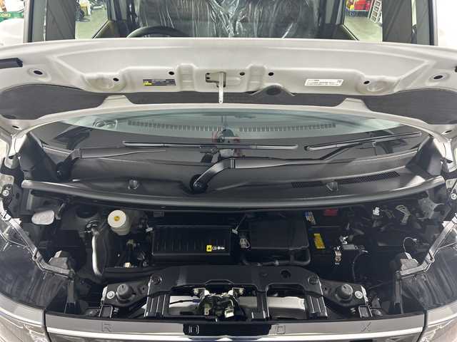 日産 ルークス ハイウェイスター X 神奈川県 2025(令7)年 0.1千km ホワイトパール 届出済未使用車/純正9インチディスプレイオーディオ/バックビューカメラ/Bluetooth　USB　AppleCarPlay　Androidauto/両側電動スライドドア/360度セーフティアシスト/インテリジェントエマージェンシーブレーキ/車線逸脱防止支援システム/車線逸脱警報/前方衝突予測警報/ふらつき警報/踏み間違い衝突防止アシスト/標識検知機能/先行車発進お知らせ/アイドリングストップ/革巻きステアリング/ステアリングスイッチ/ステアリングヒーター/前席シートヒーター/プッシュスタート/インテリジェントキー/LEDヘッドランプ/ハイビームアシスト/オートライト/純正14インチアルミホイール/純正リアスポイラー/スペアキー