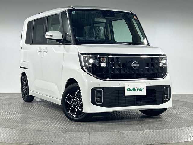 日産 ルークス ハイウェイスター X 神奈川県 2025(令7)年 0.1千km ホワイトパール 届出済未使用車/純正9インチディスプレイオーディオ/バックビューカメラ/Bluetooth　USB　AppleCarPlay　Androidauto/両側電動スライドドア/360度セーフティアシスト/インテリジェントエマージェンシーブレーキ/車線逸脱防止支援システム/車線逸脱警報/前方衝突予測警報/ふらつき警報/踏み間違い衝突防止アシスト/標識検知機能/先行車発進お知らせ/アイドリングストップ/革巻きステアリング/ステアリングスイッチ/ステアリングヒーター/前席シートヒーター/プッシュスタート/インテリジェントキー/LEDヘッドランプ/ハイビームアシスト/オートライト/純正14インチアルミホイール/純正リアスポイラー/スペアキー