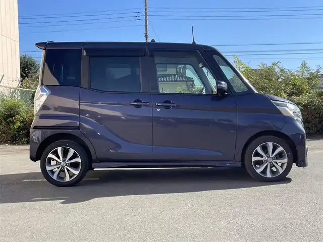 日産 デイズ ルークス ハイウェイスターX Gパッケージ 東京都 2015(平27)年 7万km プレミアムパープルP 社外ナビ/フルセグTV/ETC/両側電動スライド/純正フロアマット/純正サイドバイザー/スマートキー/衝突軽減装置/横滑り防止装置/オートライト/ウィンカーミラー/フォグライト