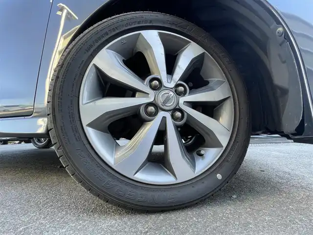 日産 デイズ ルークス ハイウェイスターX Gパッケージ 東京都 2015(平27)年 7万km プレミアムパープルP 社外ナビ/フルセグTV/ETC/両側電動スライド/純正フロアマット/純正サイドバイザー/スマートキー/衝突軽減装置/横滑り防止装置/オートライト/ウィンカーミラー/フォグライト