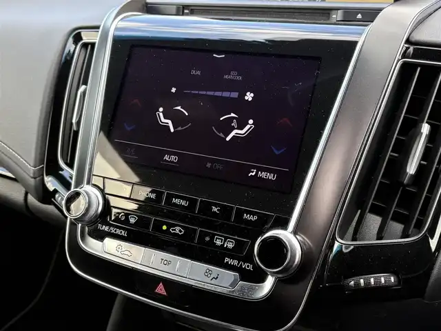 トヨタ クラウン ハイブリッド S エレガンススタイル 大分県 2019(令1)年 4.8万km ブラック ・ナビ(CD/DVD/BT/SD/AUX/USB)/・Miracast/・フルセグテレビ/・バックカメラ/・レーダークルーズコントロール/・プリクラッシュセーフティ/・ブラインドスポットモニター/・コーナーセンサー/・パワーシート/・シートヒーター/・ステアリングヒーター/・オートハイビーム/・パドルシフト/・ブレーキホールド/・スマートキー/・プッシュスタートボタン