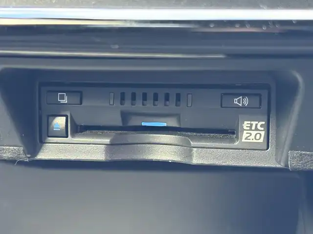 トヨタ クラウン ハイブリッド S エレガンススタイル 大分県 2019(令1)年 4.8万km ブラック ・ナビ(CD/DVD/BT/SD/AUX/USB)/・Miracast/・フルセグテレビ/・バックカメラ/・レーダークルーズコントロール/・プリクラッシュセーフティ/・ブラインドスポットモニター/・コーナーセンサー/・パワーシート/・シートヒーター/・ステアリングヒーター/・オートハイビーム/・パドルシフト/・ブレーキホールド/・スマートキー/・プッシュスタートボタン