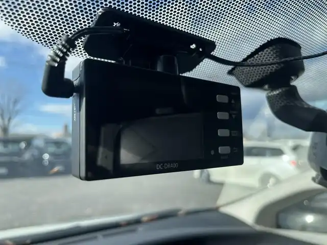 トヨタ プリウス S ツーリングセレクション 栃木県 2012(平24)年 14.9万km ホワイトパールクリスタルシャイン (株)IDOMが運営する【じしゃロン宇都宮店】の自社ローン対象車両になります。こちらは現金ご利用時の価格です。自社ローンご希望の方は別途その旨お申付け下さい。/純正ナビ/バックカメラ/フルセグ/ＤＶＤ再生/モデリスタエアロ/スマートキー/スペアキー/ビルトインＥＴＣ/オートライト/フォグライト/プッシュボタンスタート/アイドリングストップ