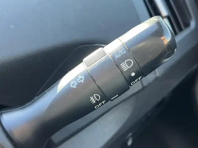 トヨタ プリウス S ツーリングセレクション 栃木県 2012(平24)年 14.9万km ホワイトパールクリスタルシャイン (株)IDOMが運営する【じしゃロン宇都宮店】の自社ローン対象車両になります。こちらは現金ご利用時の価格です。自社ローンご希望の方は別途その旨お申付け下さい。/純正ナビ/バックカメラ/フルセグ/ＤＶＤ再生/モデリスタエアロ/スマートキー/スペアキー/ビルトインＥＴＣ/オートライト/フォグライト/プッシュボタンスタート/アイドリングストップ