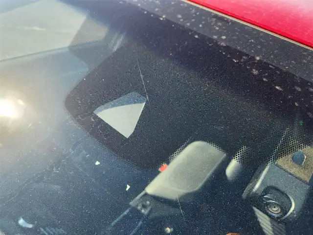 トヨタ カムリ WS 宮城県 2019(平31)年 8.3万km エモーショナルレッドⅡ 純正MOP8型ナビ/フルセグTV/バックモニター/ビルトインETC2.0/ドライブレコーダー/レーダークルーズコントロール/クリアランスソナー/セーフティセンス/・衝突被害軽減ブレーキ/・車線逸脱警報/・オートマチックハイビーム/LEDヘッドランプ/LEDフロントフォグランプ/革巻きステアリング/ハーフレザーシート/運転席パワーシート/純正17インチアルミホイール/スマートキー/プッシュエンジンスタート/禁煙車