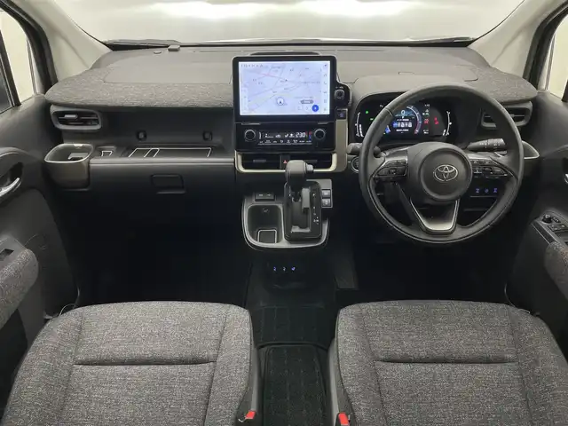 トヨタ シエンタ Z 愛知県 2022(令4)年 1.8万km ダークグレー 純正１０．５型ＤＡ　シートヒーター　禁煙　全方位カメラ　ＢＳＭ　フルセグ　追従クルコン　ドラレコ　ＥＴＣ　ＵＳＢ　両側パワスラ　セーフティセンス　衝突軽減　コーナーセンサー　ＬＥＤライト　フォグランプ　Bluetooth　車線逸脱　ミラー一体型ドラレコ　モデリスタ１５インチアルミ　プッシュスタート　スマートキー　TVキャンセラー