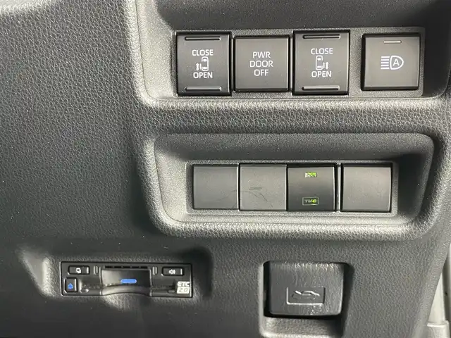 トヨタ シエンタ Z 愛知県 2022(令4)年 1.8万km ダークグレー 純正１０．５型ＤＡ　シートヒーター　禁煙　全方位カメラ　ＢＳＭ　フルセグ　追従クルコン　ドラレコ　ＥＴＣ　ＵＳＢ　両側パワスラ　セーフティセンス　衝突軽減　コーナーセンサー　ＬＥＤライト　フォグランプ　Bluetooth　車線逸脱　ミラー一体型ドラレコ　モデリスタ１５インチアルミ　プッシュスタート　スマートキー　TVキャンセラー