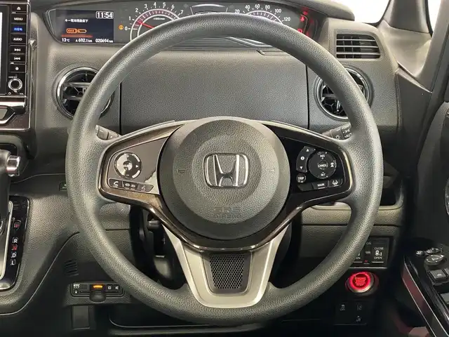 ホンダ Ｎ ＢＯＸ カスタム G L ホンダセンシング 岐阜県 2018(平30)年 2.1万km クリスタルブラックパール ホンダセンシング/純正SDナビ地図SDなし/両側パワースライドドア/ドライブレコーダー/バックカメラ/アイドリングストップ/リモコンエンジンスターター/チップアップシート/LEDヘッドライト/追従式クルーズコントロール/スマートキー/ETC/取扱説明書/保証書/ステアリングスイッチ