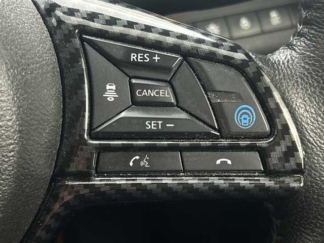 日産 キックス X ツートーンインテリアED 茨城県 2020(令2)年 4.8万km プレミアムホライズンオレンジ/ピュアブラック 2トーン ワンオーナー　純正９型ナビ　フルセグＴＶ　パノラミックビューモニター　衝突軽減ブレーキ　追従クルコン　デジタルインナーミラー　ＥＴＣ　シートヒーター　スマートキ―　ＬＥＤライト　純正アルミホイール