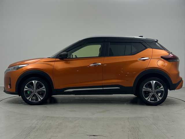 日産 キックス X ツートーンインテリアED 茨城県 2020(令2)年 4.8万km プレミアムホライズンオレンジ/ピュアブラック 2トーン ワンオーナー　純正９型ナビ　フルセグＴＶ　パノラミックビューモニター　衝突軽減ブレーキ　追従クルコン　デジタルインナーミラー　ＥＴＣ　シートヒーター　スマートキ―　ＬＥＤライト　純正アルミホイール