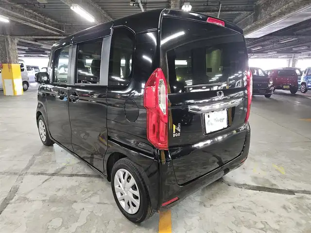 ホンダ Ｎ ＢＯＸ G L ターボ ホンダセンシング 香川県 2018(平30)年 2.8万km クリスタルブラックパール 純正ナビ/フルセグTV/両側パワースライドドア/バックカメラ/ビルトインETC/ドライブレコーダー/アダプティブクルーズコントロール/ホンダセンシング/・衝突被害軽減ブレーキ/・車線逸脱防止支援システム/・前後誤発進抑制/・オートハイビーム/ターボ/LEDヘッドランプ/革巻きステアリング/ステアリングスイッチ/チップアップ機能付スライドリアシート/スマートキー/プッシュエンジンスタート/禁煙車