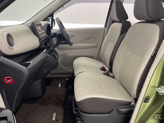 日産 デイズ X 宮崎県 2020(令2)年 2.4万km アッシュブラウン/プレミアムオリーブメタリック 禁煙車/エマージェンシーブレーキ/純正オーディオ（AUX/CD/FMAM）/純正バックカメラ/純正14インチアルミ/純正フロアマット/社外前後ドライブレコーダー/オートマチックハイビーム/クリアランスソナー/オートエアコン/電動格納ミラー/ドアバイザー/サイドSRS/サイドカーテンSRS/インテリジェントキー/プッシュエンジンスタート/スペアキー/新車時保証書/取扱い説明書