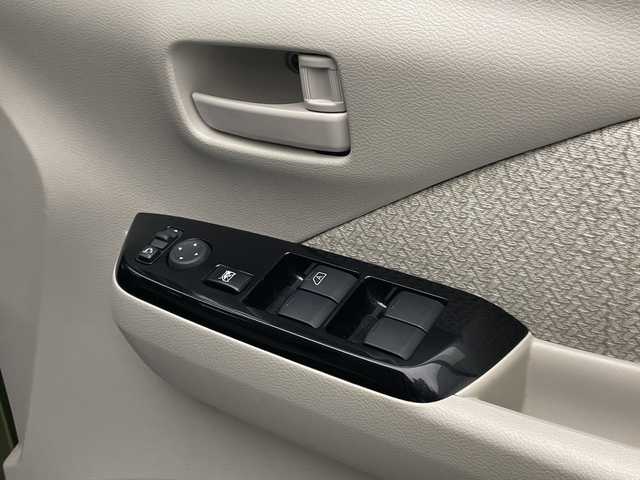 日産 デイズ X 宮崎県 2020(令2)年 2.4万km アッシュブラウン/プレミアムオリーブメタリック 禁煙車/エマージェンシーブレーキ/純正オーディオ（AUX/CD/FMAM）/純正バックカメラ/純正14インチアルミ/純正フロアマット/社外前後ドライブレコーダー/オートマチックハイビーム/クリアランスソナー/オートエアコン/電動格納ミラー/ドアバイザー/サイドSRS/サイドカーテンSRS/インテリジェントキー/プッシュエンジンスタート/スペアキー/新車時保証書/取扱い説明書