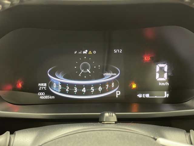 トヨタ ライズ Z 千葉県 2019(令1)年 4.6万km ブラックマイカメタリック 禁煙車/トヨタセーフティセンス/衝突軽減装置/車線逸脱防止システム/コーナーセンサー前後/オートマチックハイビーム/オートライト/LEDヘッドライト/純正ナビ/フルセグ/バックカメラ/ETC/前席シートヒーター/レーンキープアシスト/コーナーセンサー/レーダークルーズコントロール/MTモード付きAT/ドアバイザー/プッシュスタート