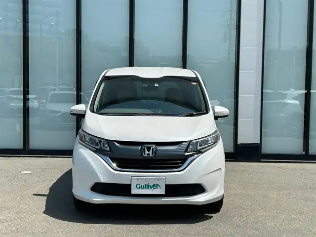 ホンダ フリード G ホンダセンシング 大阪府 2019(平31)年 3万km ホワイトオーキッドパール 純正9インチナビ/   フルセグTV/CD/DVD/Bluetooth/バックモニター/両側パワースライドドア/レーダークルーズコントロール/アイドリングストップ/ドライブレコーダー/純正フロアマット/プッシュスタート　/ＥＴＣ/ＬＥＤライト/禁煙車
