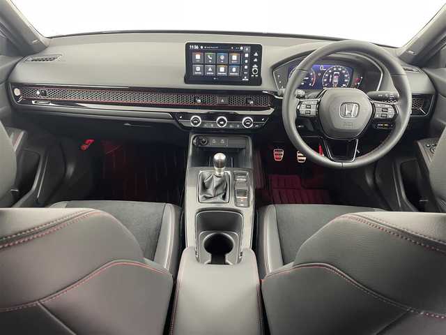 ホンダ シビック RS 埼玉県 2024(令6)年 0.7万km ソニックグレーパール ホンダセンシング/メーカー9インチナビ（google搭載）/BOSEスピーカー（12スピーカー）/ホンダコネクトディスプレイー/クリアランスソナー/テールゲートスポイラーWING/純正アルミ/LEDヘッドライト＆フォグランプ/パワーシート/2.0ETC/ドライブレコーダー