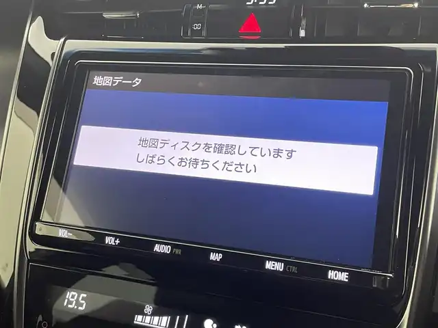 トヨタ ハリアー プレミアム スタイルノアール 千葉県 2019(令1)年 4.9万km ブラックマイカ モデリスタフルエアロ/トヨタセーフティセンス/・プリクラッシュセーフティ/・レーンディパーチャーアラート/・クリアランスソナー/・オートハイビーム/純正9インチSDナビ/CD BT MSV フルセグ/バックカメラ/レーダークルーズコントロール/パワーバックドア/ハーフレザーシート/D席パワーシート/LEDオートライト/純正18インチアルミホイール/パーキングスイッチ/ブレーキホールド/純正フロアマット/ドアバイザー/スマートキー/プッシュスタート/ビルトインETC2.0