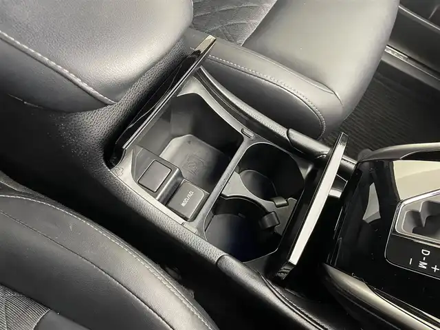 トヨタ ハリアー プレミアム スタイルノアール 千葉県 2019(令1)年 4.9万km ブラックマイカ モデリスタフルエアロ/トヨタセーフティセンス/・プリクラッシュセーフティ/・レーンディパーチャーアラート/・クリアランスソナー/・オートハイビーム/純正9インチSDナビ/CD BT MSV フルセグ/バックカメラ/レーダークルーズコントロール/パワーバックドア/ハーフレザーシート/D席パワーシート/LEDオートライト/純正18インチアルミホイール/パーキングスイッチ/ブレーキホールド/純正フロアマット/ドアバイザー/スマートキー/プッシュスタート/ビルトインETC2.0